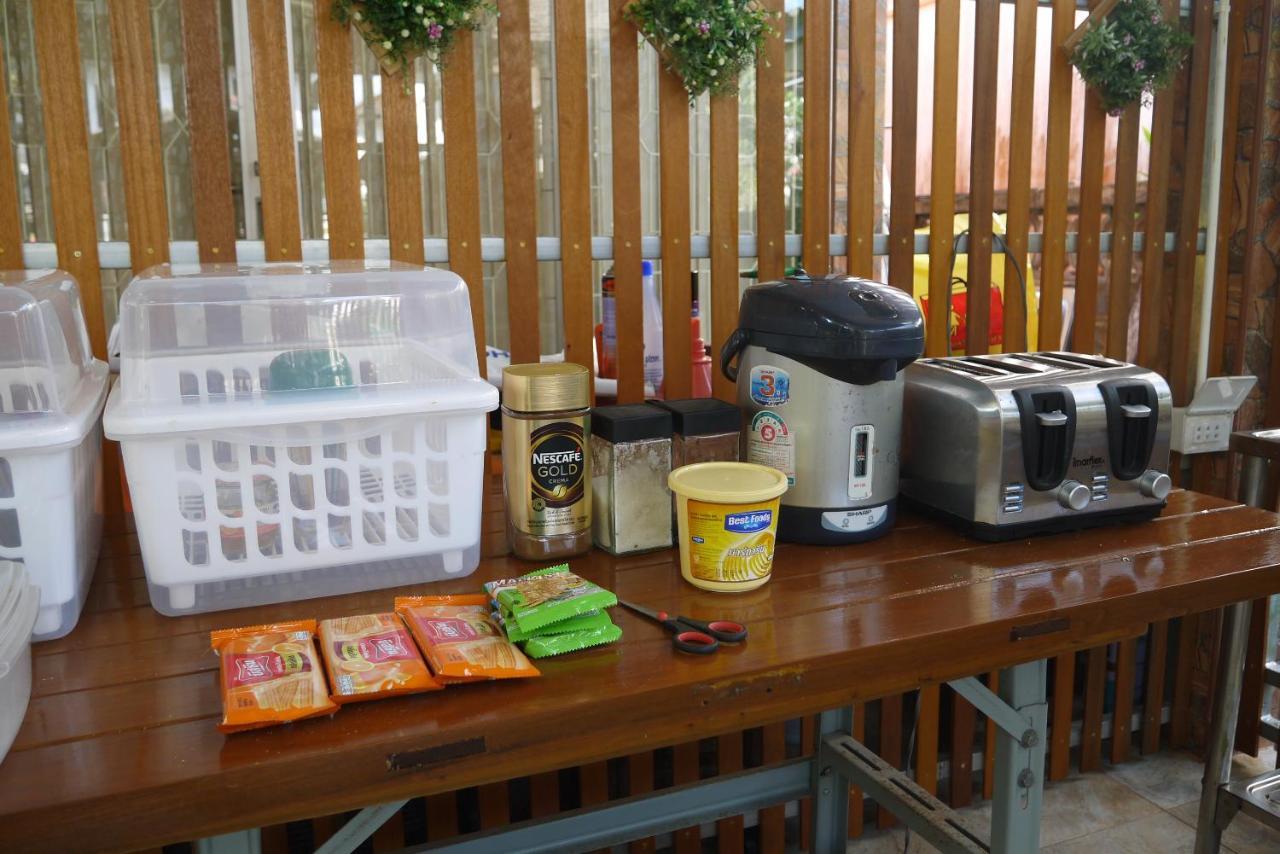 Punnpannsuk Hostel Trat Buitenkant foto