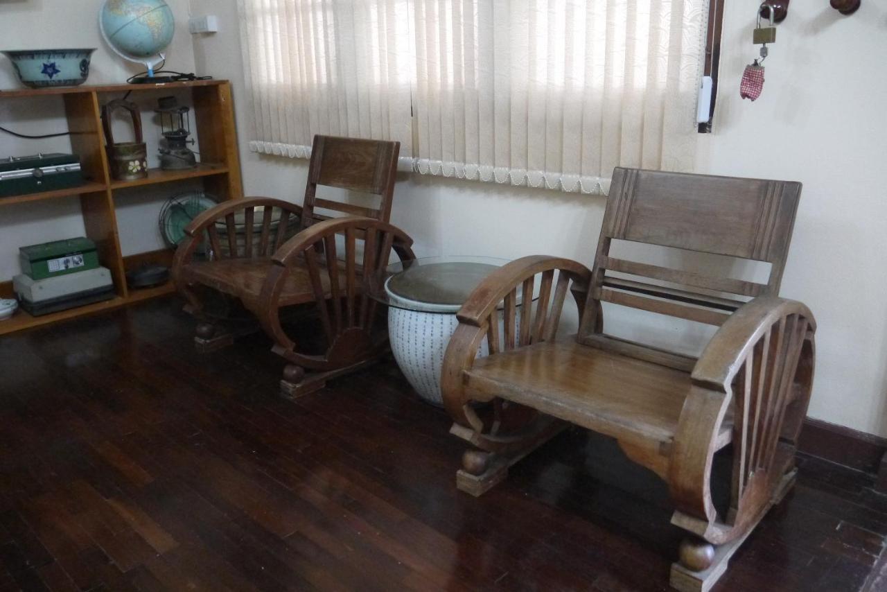 Punnpannsuk Hostel Trat Buitenkant foto